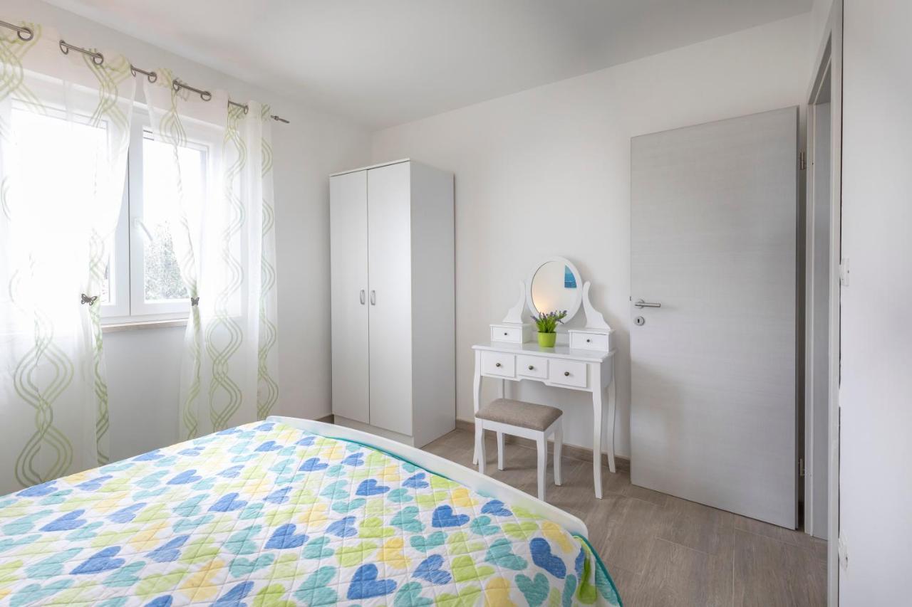 Villa Little Hill Postira Zewnętrze zdjęcie